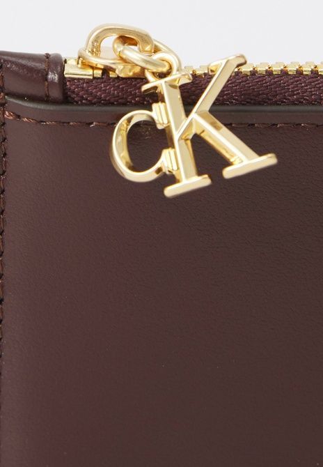 Calvin Klein Zip Cardcase Wallet Fudge Fudge LV04F1076G &mdash; фото 4 з 4