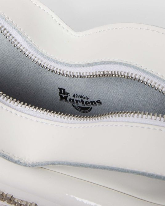 Dr. Martens Heart Shaped Hardware Kiev Leather Bag White KIEV AD015100 &mdash; фото 7 из 9