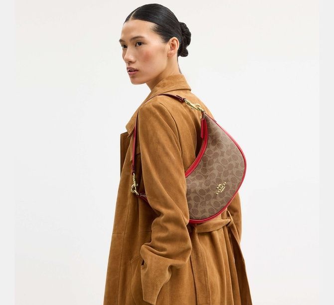 COACH Aria Shoulder Bag In Signature Canvas Im / Tan / Carnation CCL26 &mdash; фото 3 з 10
