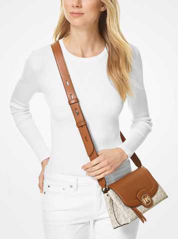 MICHAEL KORS® ᐉ Bowery Medium Logo and Leather Crossbody Bag 【VANILLA /  ACORN】 Цена 9 994 грн — Наличие уточняйте #32S0GBOC8B Купить в  интернет-магазине BAG❤BAG • Киев, Львов, Одесса, Харьков, Житомир •