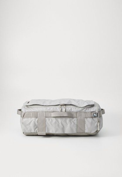 The North Face Base Camp Voyager Duffel 32L Unisex Weekend Bag Soapstone Stone Slab BG.THE.111098 &mdash; фото 1 з 12