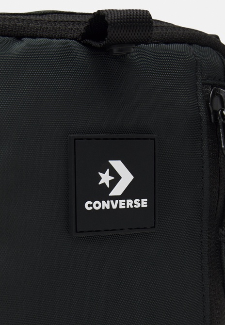CONVERTIBLE CROSSBODY Bag UNISEX - Crossbody Bag BLACK Converse — Фото, Картинка BAG❤BAG Купить оригинал Украина, Киев, Житомир, Львов, Одесса ❤bag-bag.com.ua
