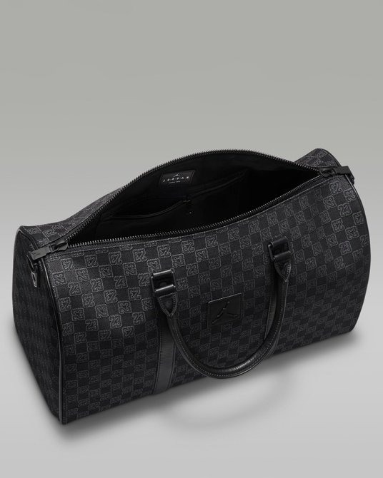 Monogram Duffle Bag (25L) BLACK Jordan — Фото, Картинка BAG❤BAG Придбати оригінал Україна, Київ, Житомир, Львів, Одеса ❤bag-bag.com.ua