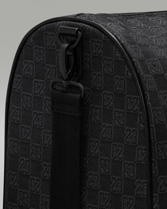 Monogram Duffle Bag (25L) BLACK Jordan — Фото, Картинка BAG❤BAG Придбати оригінал Україна, Київ, Житомир, Львів, Одеса ❤bag-bag.com.ua