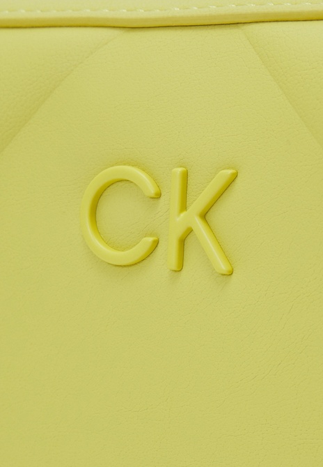 RE LOCK QUILT CAMERA Bag - Crossbody Bag CITRUS Calvin Klein — Фото, Картинка BAG❤BAG Купить оригинал Украина, Киев, Житомир, Львов, Одесса ❤bag-bag.com.ua
