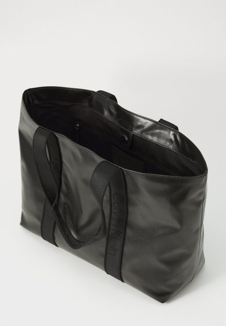 Calvin Klein Ultralight Water Repellent Tote Tote Bag Black BLACK LV04F3211G &mdash; фото 3 из 6