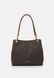 MICHAEL KORS KENSINGTON TOTE - Handbag BROWN 30F3G8KT7B-252 &mdash; фото 1 з 5