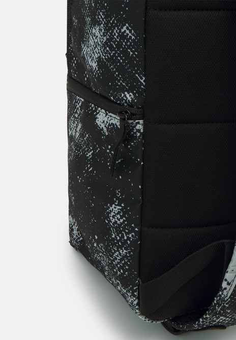 HERITGE RORSCHACH UNISEX - Backpack Black / Summit white Nike — Фото, Картинка BAG❤BAG Купить оригинал Украина, Киев, Житомир, Львов, Одесса ❤bag-bag.com.ua