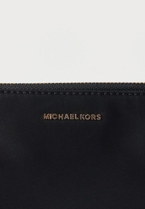 MICHAEL KORS Jet Set Travel Pouch Wash Bag Black BLACK 32R6GJ6T0C-001 &mdash; фото 4 из 4
