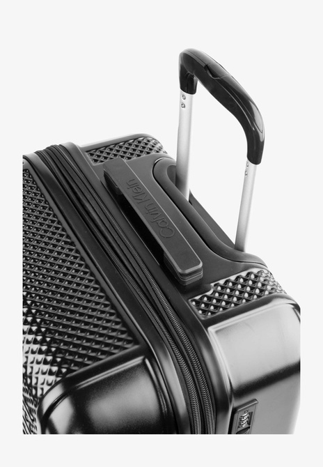 WAFFLE - Wheeled suitcase BLACK Calvin Klein — Фото, Картинка BAG❤BAG Купить оригинал Украина, Киев, Житомир, Львов, Одесса ❤bag-bag.com.ua