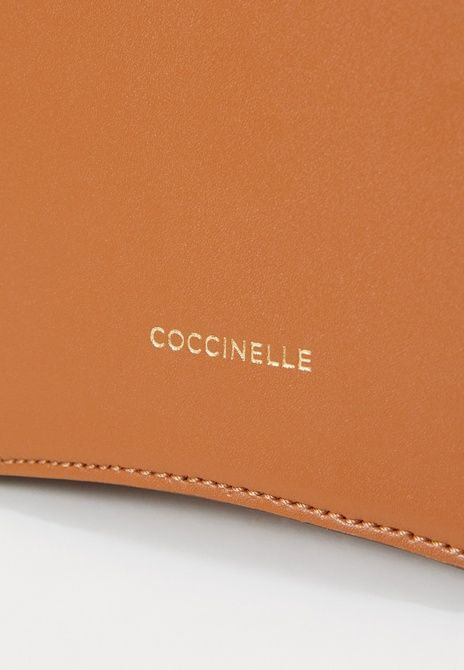 Coccinelle Handbag Cuir BG144847COC &mdash; фото 5 из 6