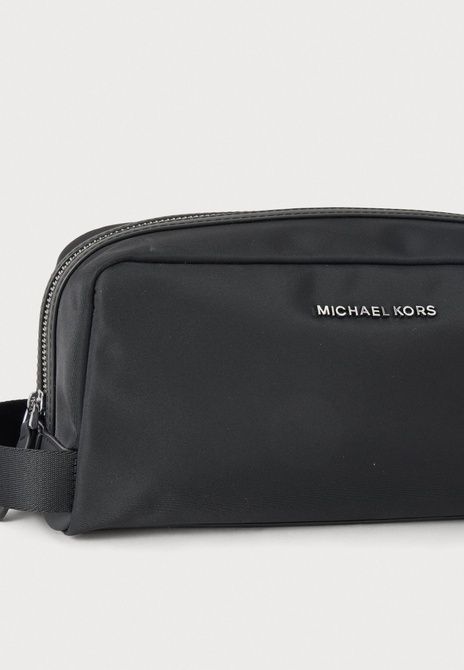 MICHAEL KORS Toiletry Kit Wash Bag BLACK 33T6GHDT7O-001 &mdash; фото 5 из 5