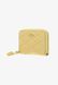 Lacoste Crocodelle Zip Coin Wallet Wallet Soja BG150761LAC &mdash; фото 4 из 4