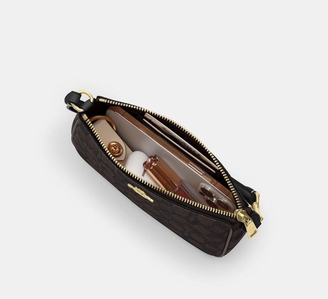 COACH Nolita 19 In Signature Canvas Gold / Walnut / Black CW426 &mdash; фото 3 из 10