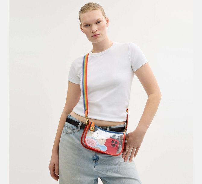 COACH Stadium Swinger Bag Signature canvas / Brass / Rainbow Multi CBL98 &mdash; фото 4 из 9