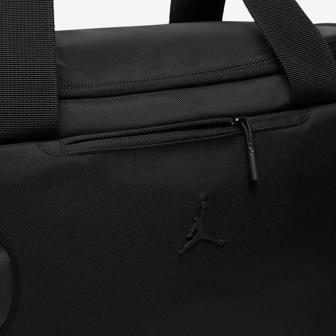 Jordan Element Duffel (48.5L) BLACK SM9196-023 &mdash; фото 6 из 9