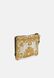 KING FLAT UNISEX - Clutch Gold multi GUESS — 2/5 Фото, Картинка BAG❤BAG Купить оригинал Украина, Киев, Житомир, Львов, Одесса ❤bag-bag.com.ua