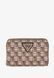 GUESS Wave Slg Medium Zip Around Wallet Braun BG103025GUE &mdash; фото 1 из 4